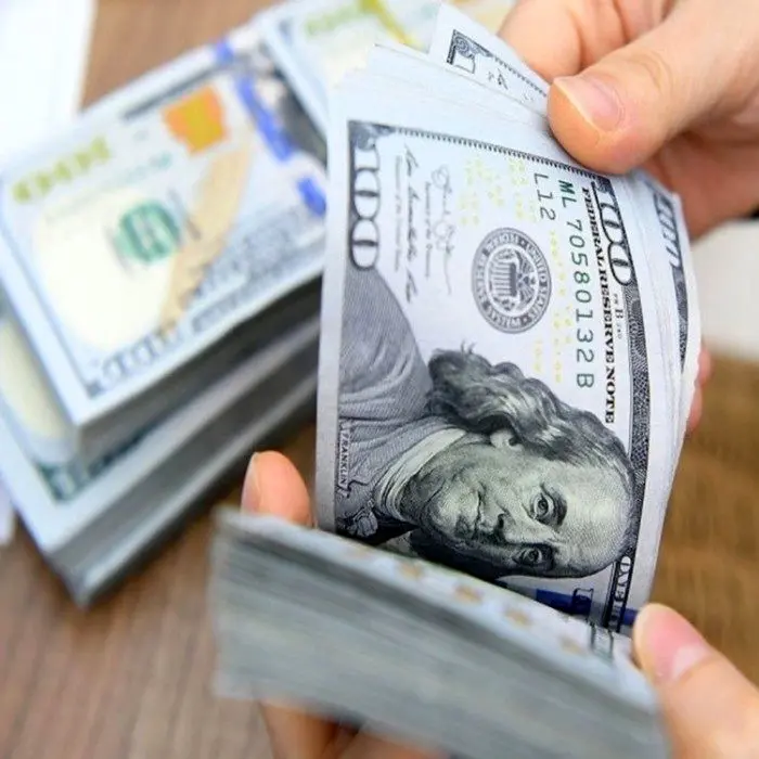 قیمت دلار و ارز ۲۶ فروردین ۱۴۰۵؛ دلار در واکنش به اخبار مذاکرات ۷ پله سقوط کرد